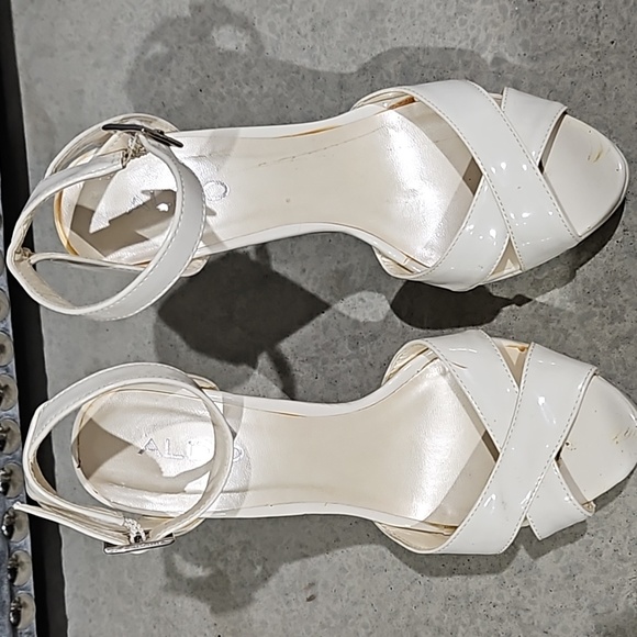 White Peep Toe Ankle Strap Platform - Picture 5 of 6